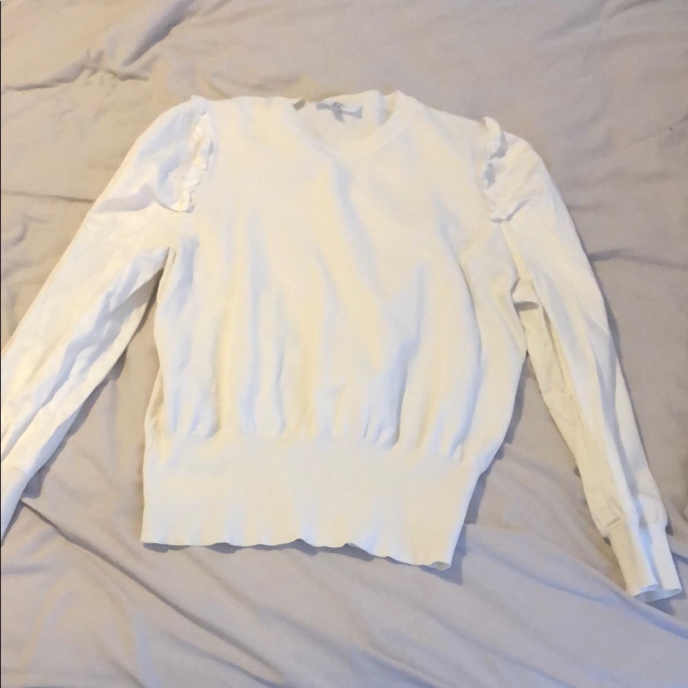 Elegant White Crew Neck Sweater